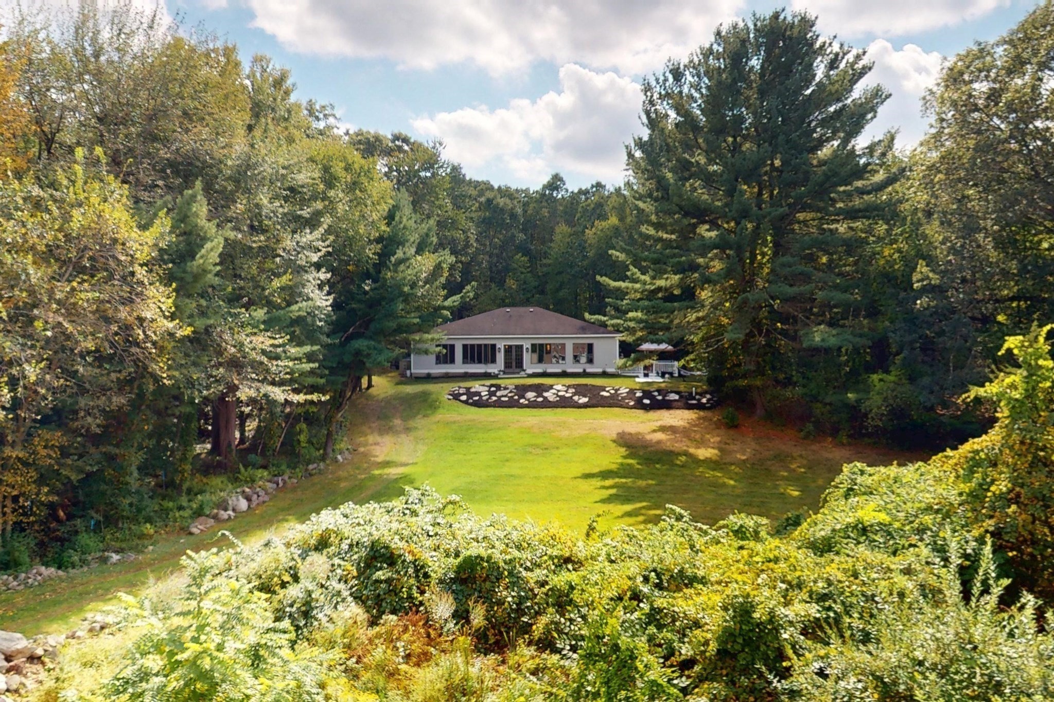 22 Old Cambridge Turnpike Property Photo 4