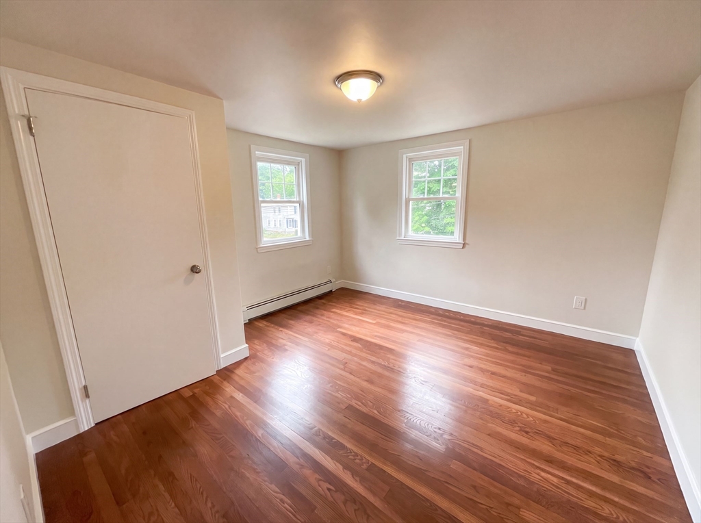 48 Woodlawn St Property Photo 13