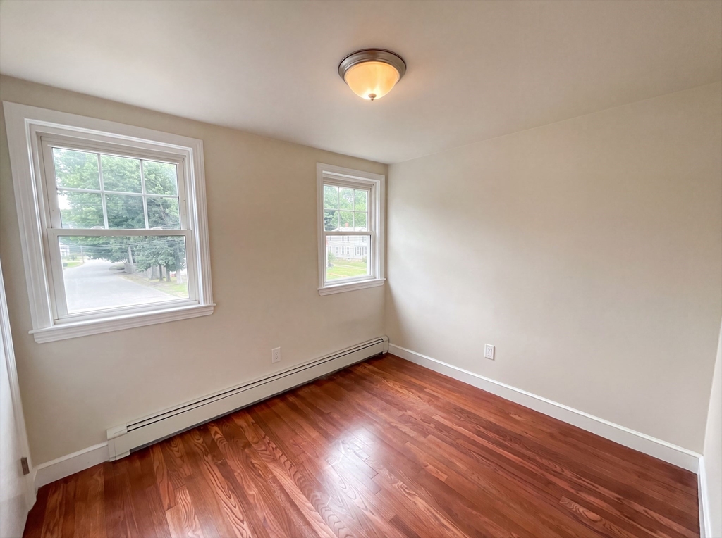 48 Woodlawn St Property Photo 15