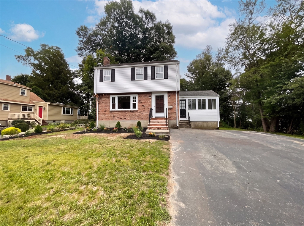48 Woodlawn St Property Photo 22