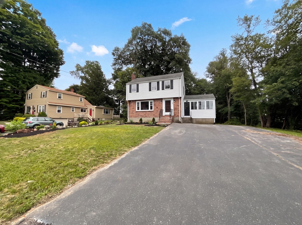 48 Woodlawn St Property Photo 23