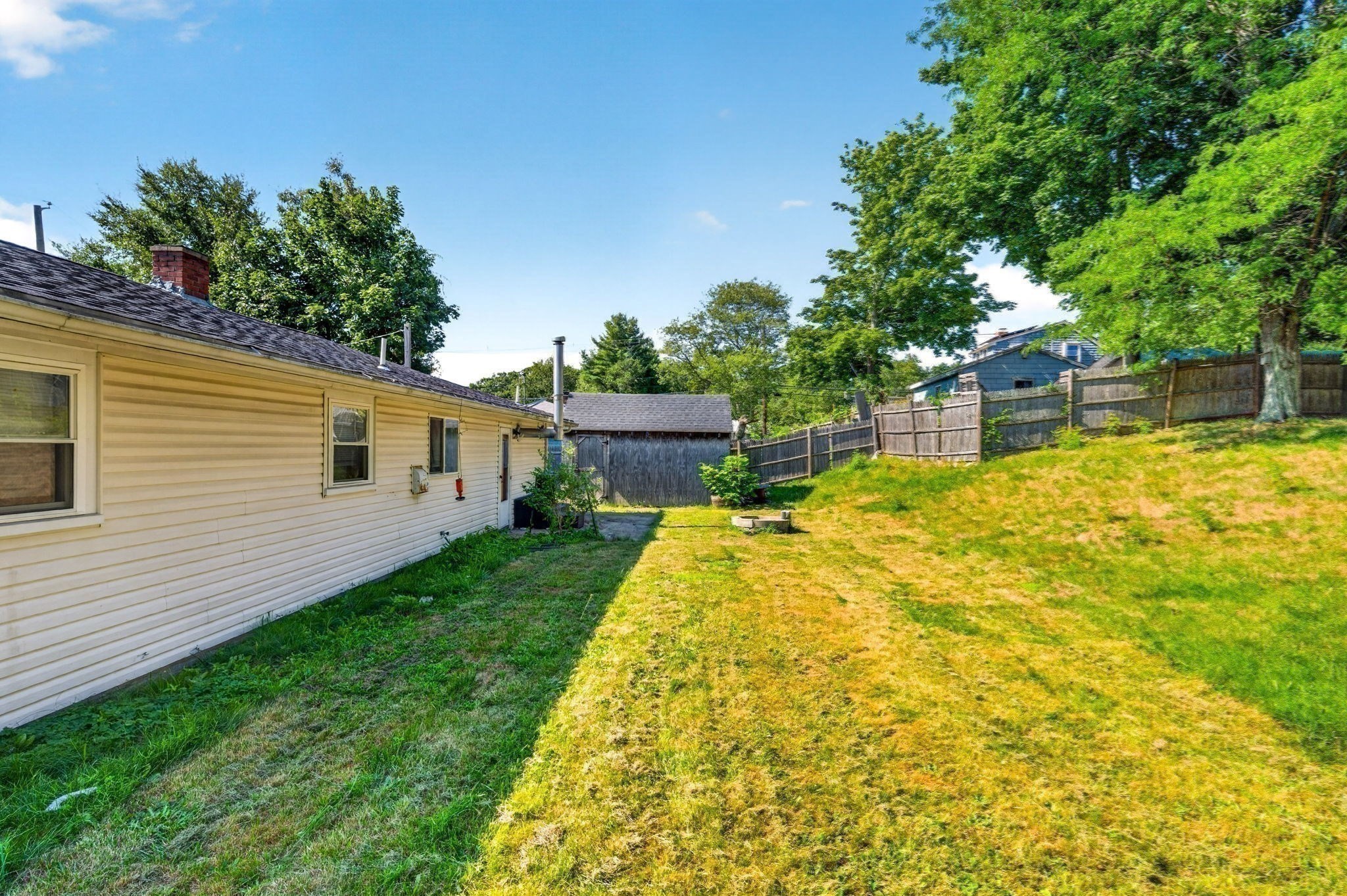 99 Connell Ave Property Photo 3