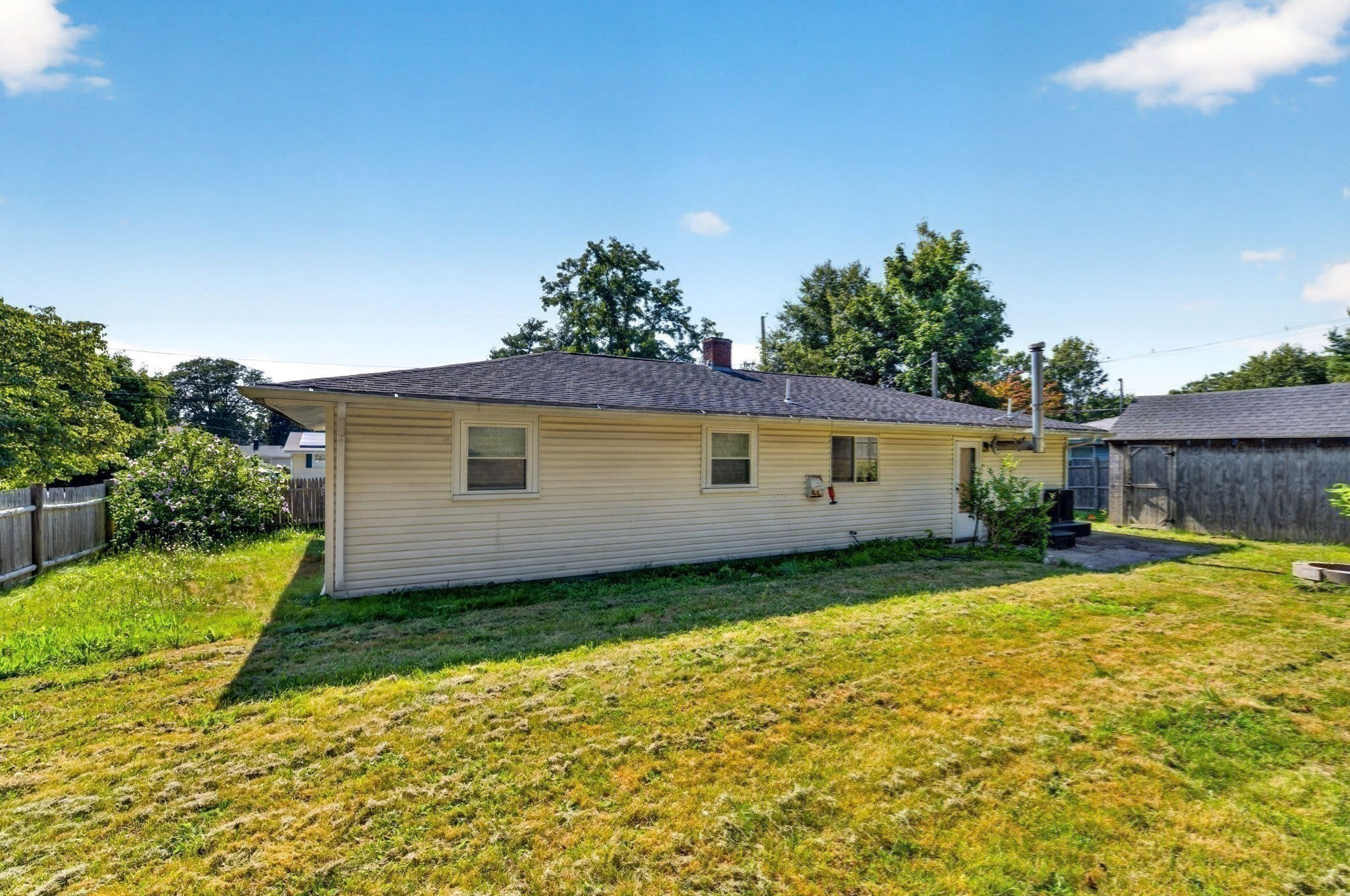 99 Connell Ave Property Photo 18