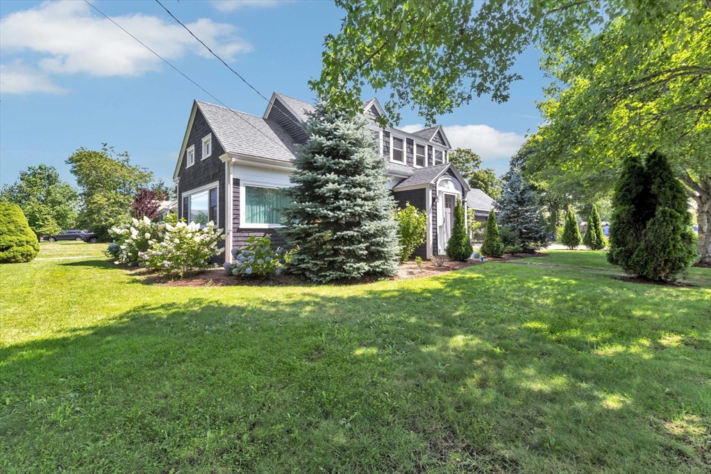 44 Maple Avenue Property Photo 2