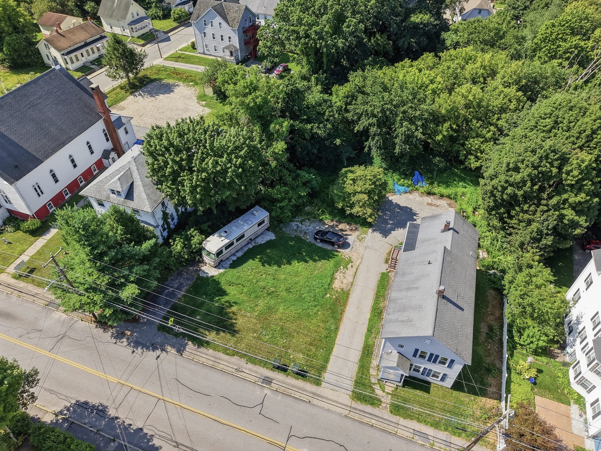 66 Lake Street Property Photo 5