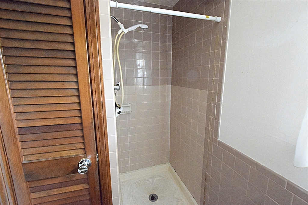 12 Presbrey Ct Property Photo 7
