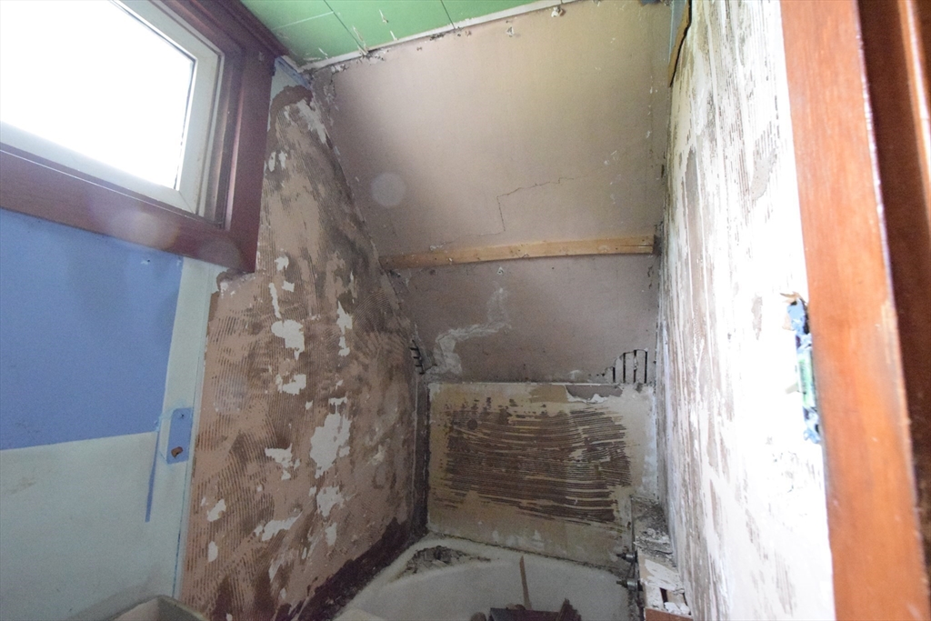 12 Presbrey Ct Property Photo 9