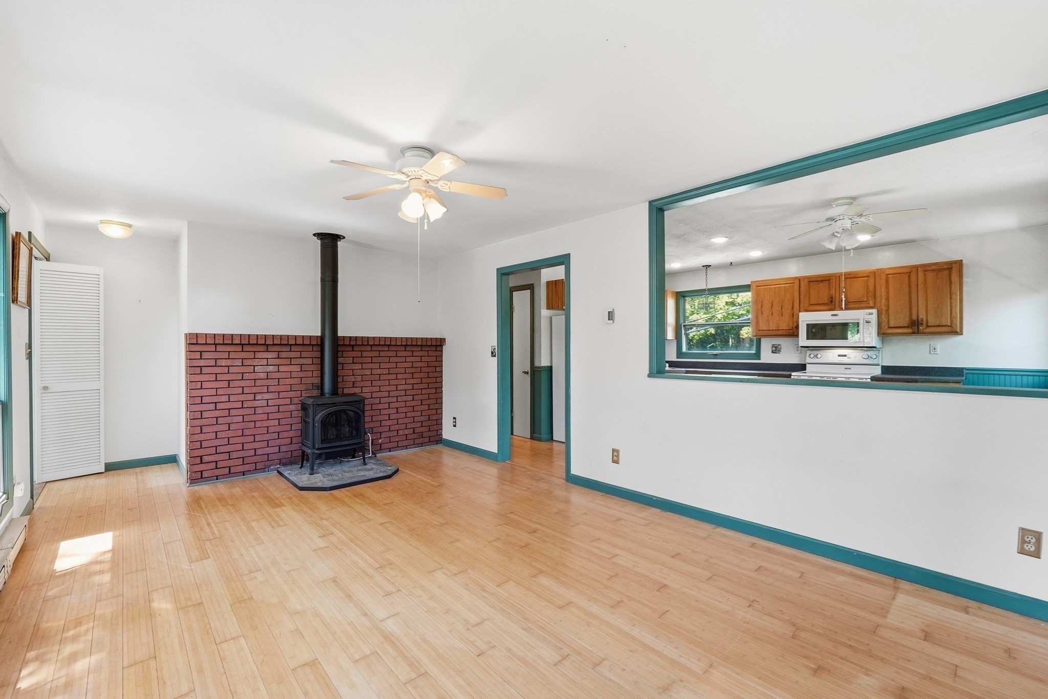 66 Pierce Rd Property Photo 10