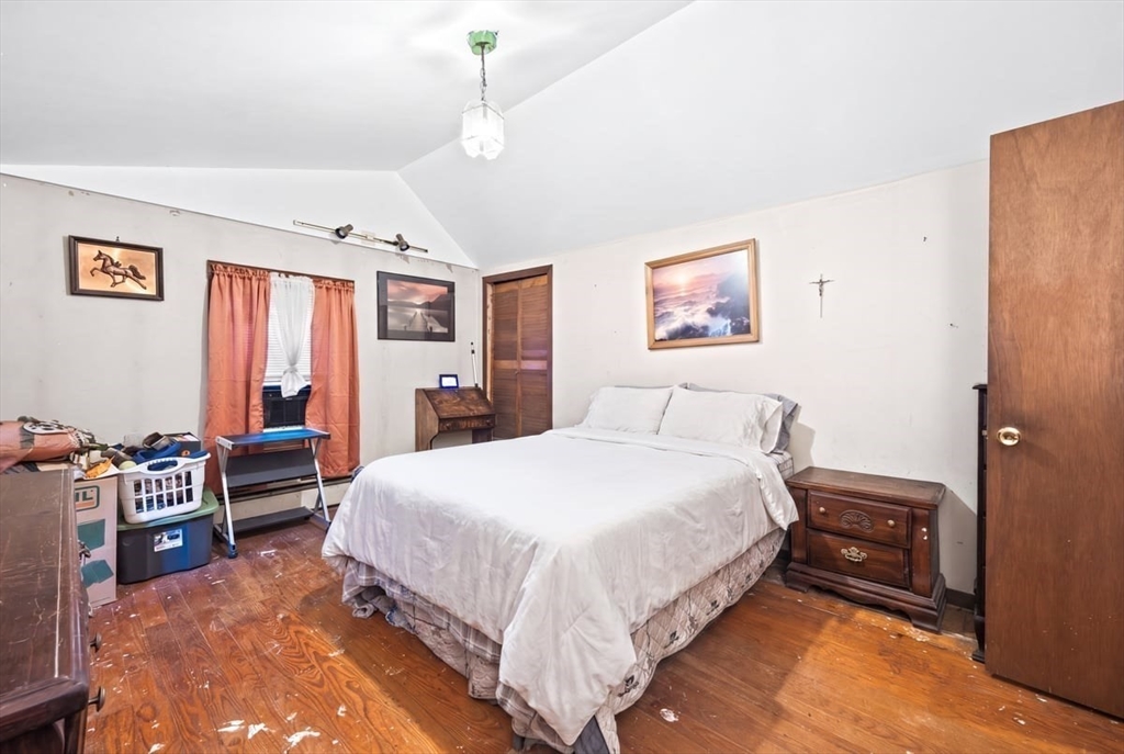 243 Bartlett Road Property Photo 8