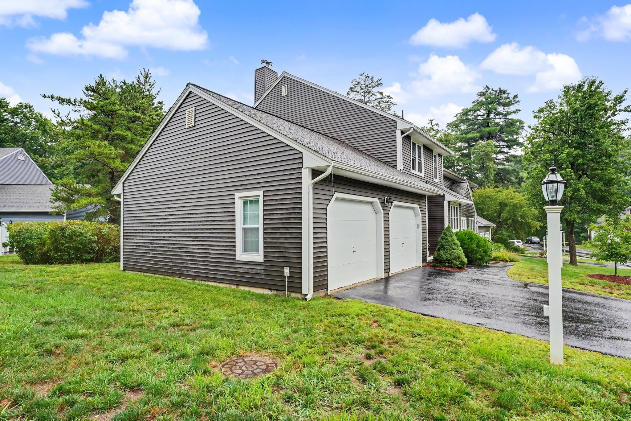 42 Laurelwood Drive # 42 Property Photo 5