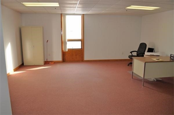 120 N Main St # 203 Property Photo 7
