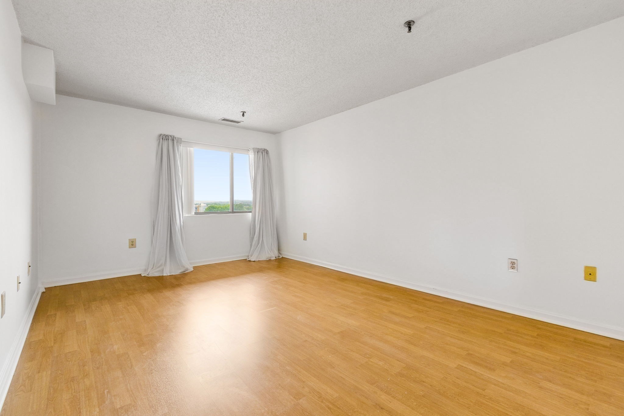 3920 Mystic Valley Parkway # 709 Property Photo 17