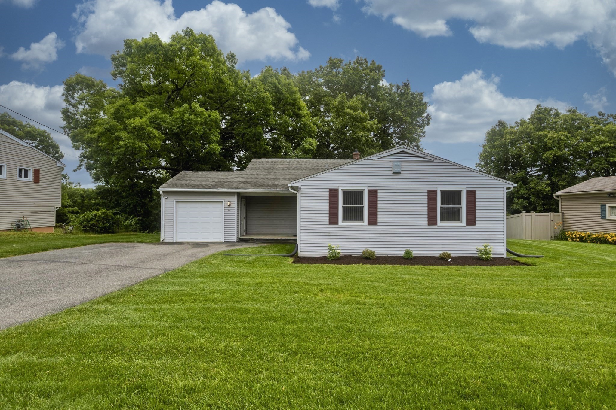 89 Garvey Dr Property Photo 1