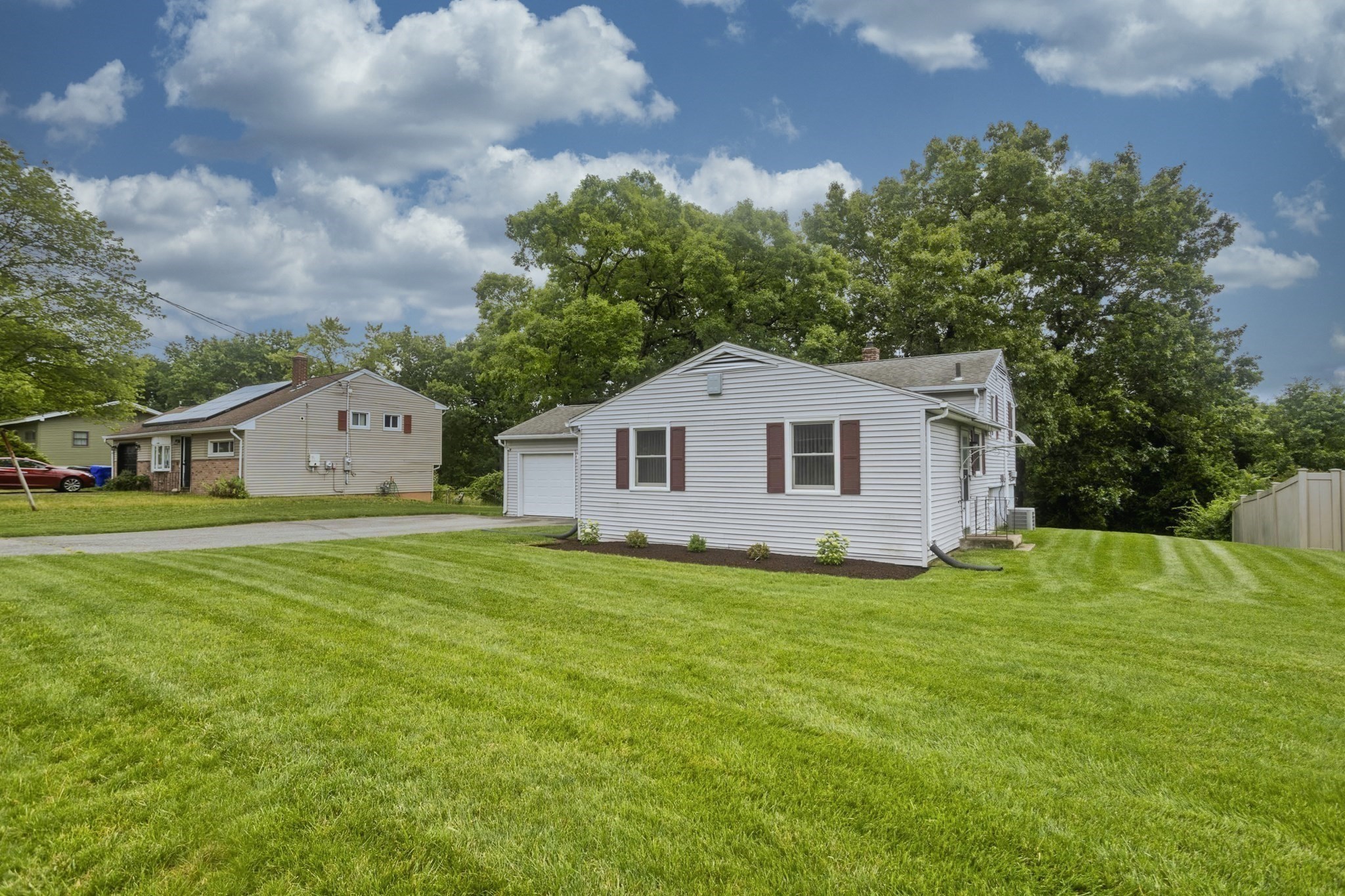 89 Garvey Dr Property Photo 6