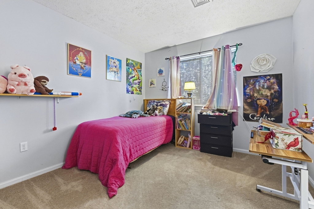 34 Steeplechase Ct # 34 Property Photo 4