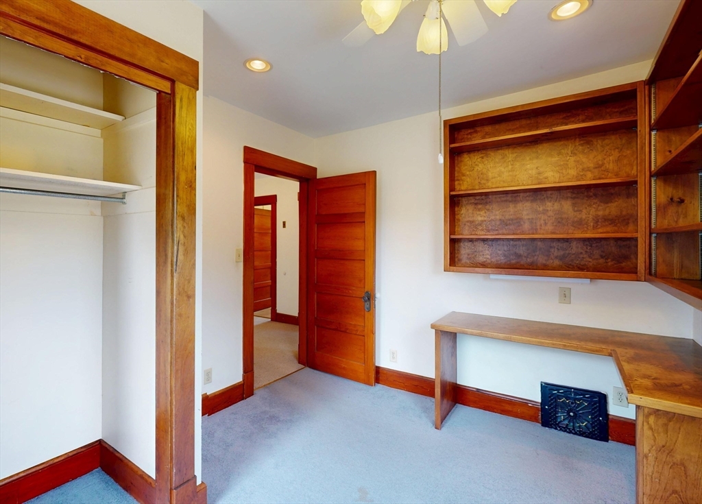 4 Davis St Property Photo 18