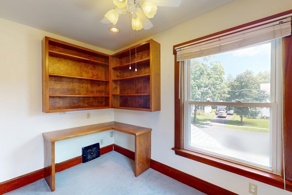 4 Davis St Property Photo 19