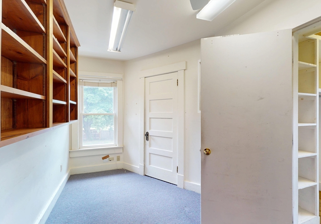4 Davis St Property Photo 22
