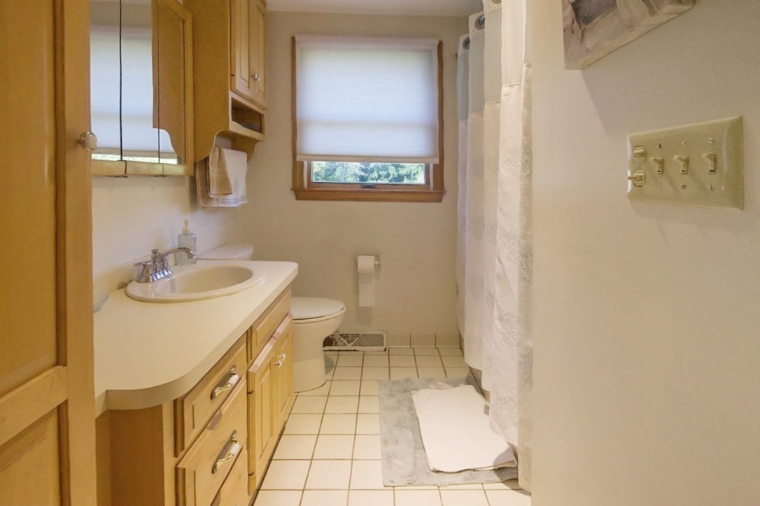 115 Hancock St Property Photo 12