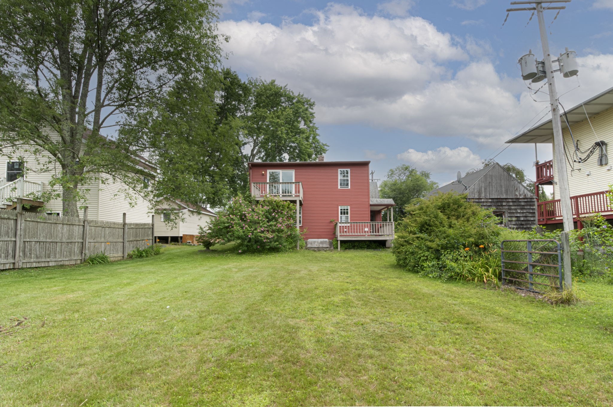 12 Fairground Rd Property Photo 5