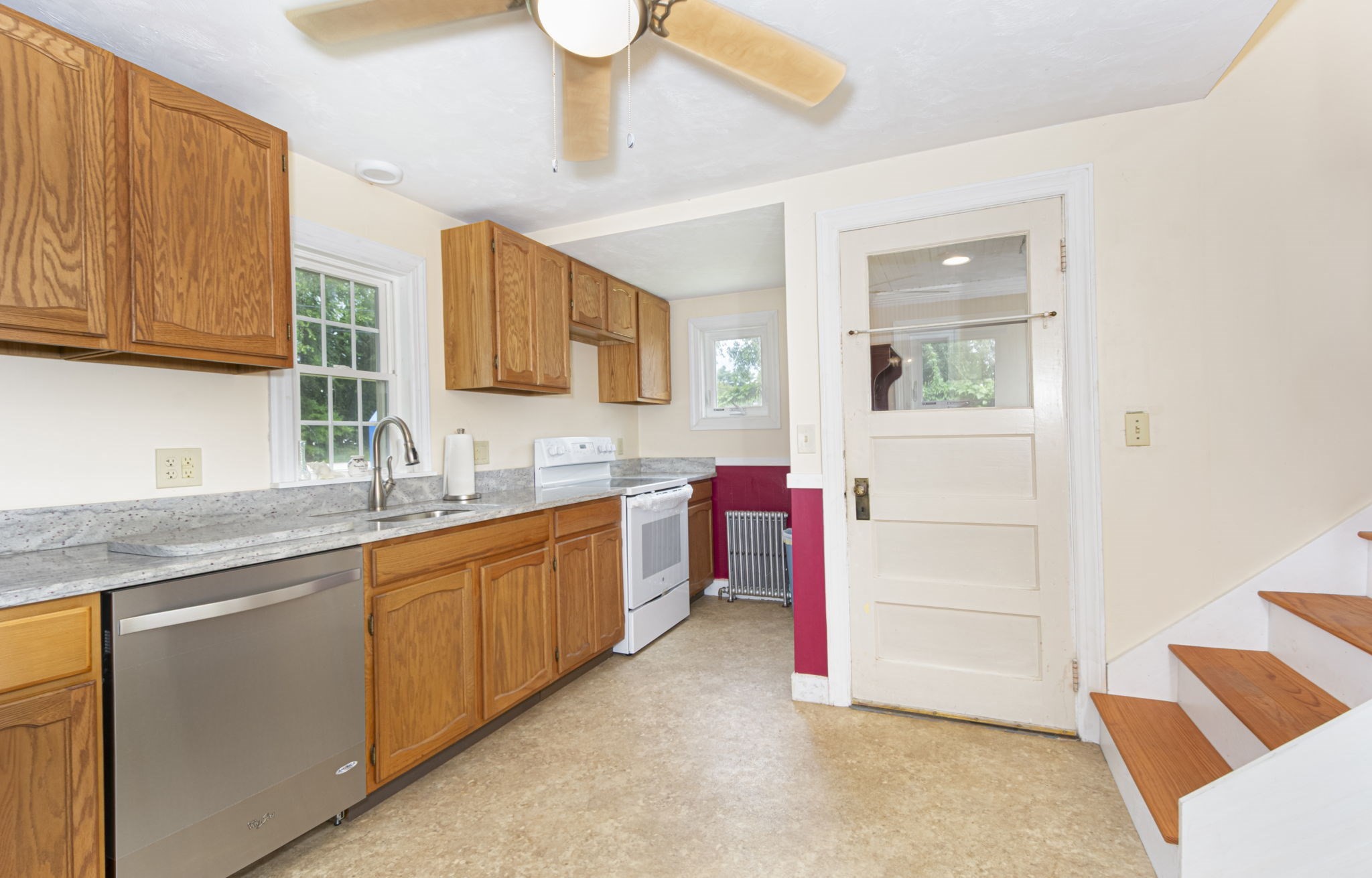 12 Fairground Rd Property Photo 9