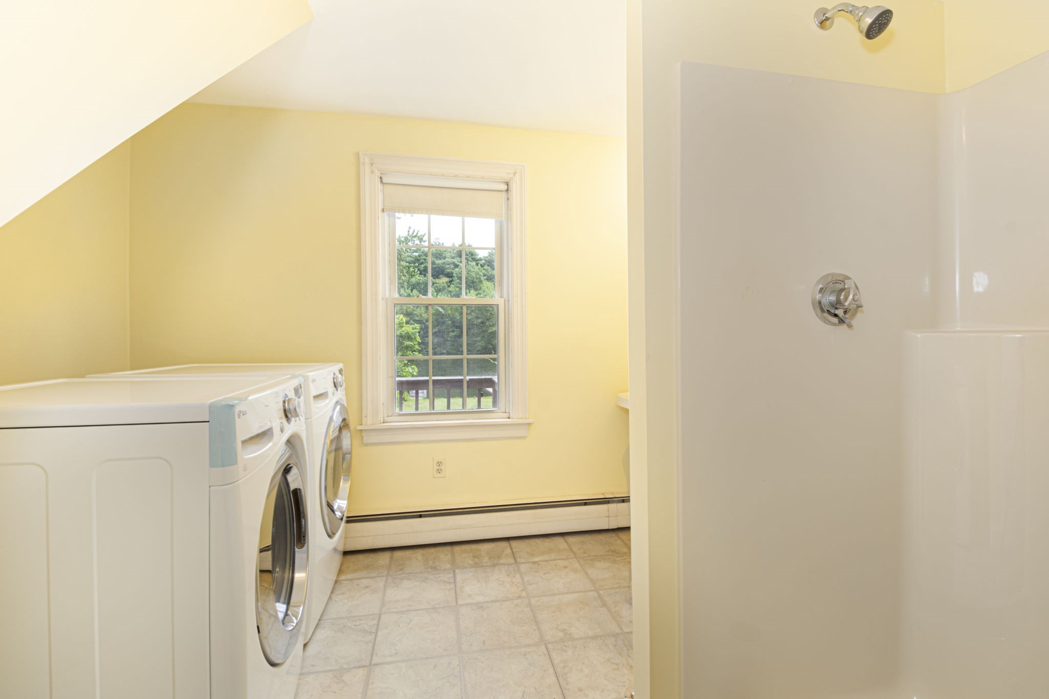 12 Fairground Rd Property Photo 15