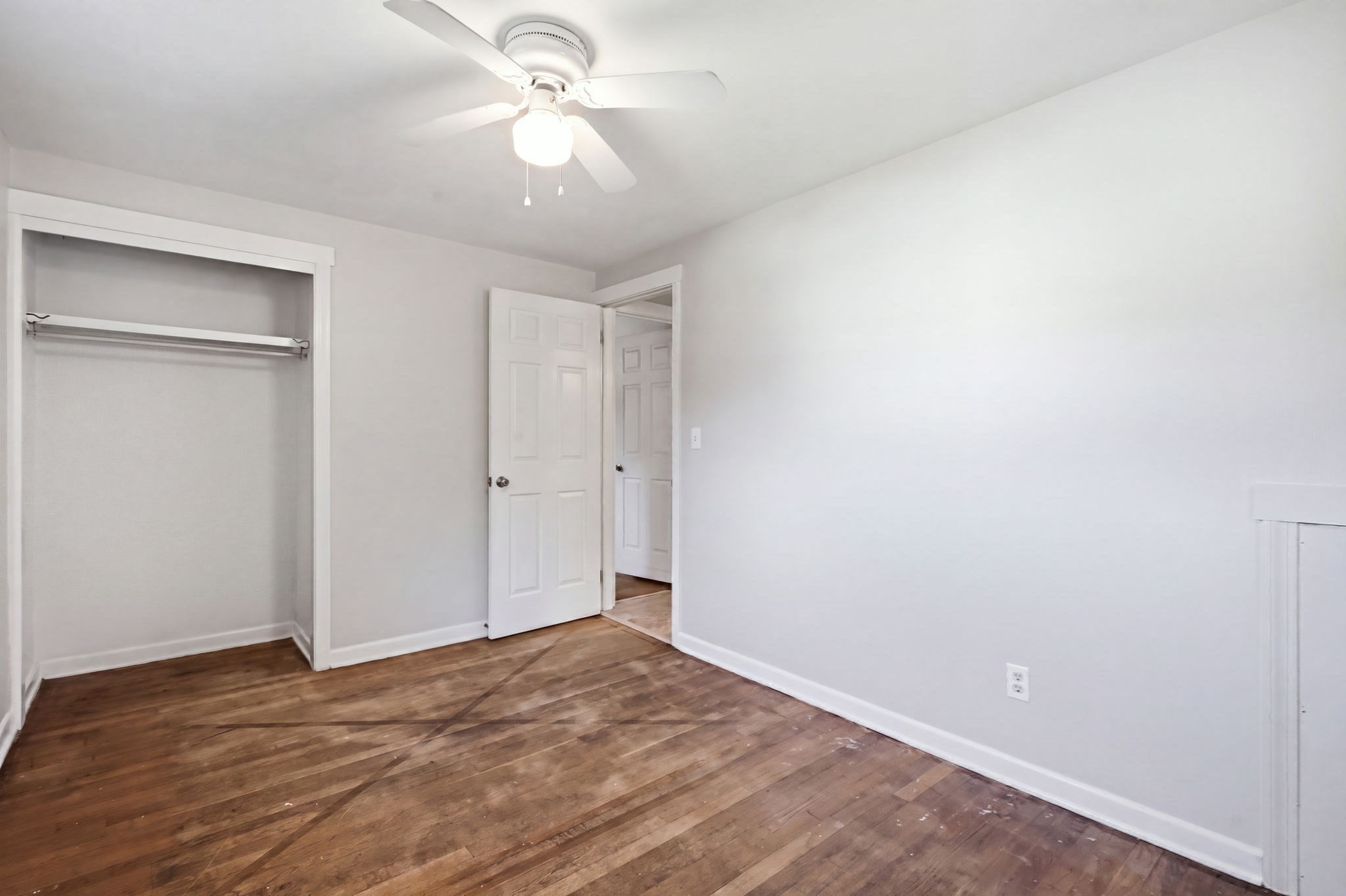 300 Newhouse St Property Photo 21