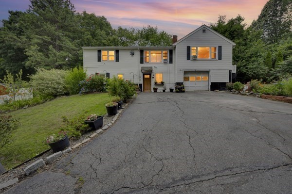21 N Steele St Property Photo 1