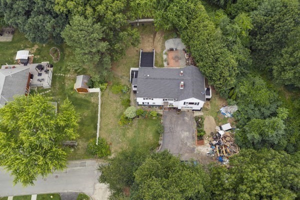 21 N Steele St Property Photo 35