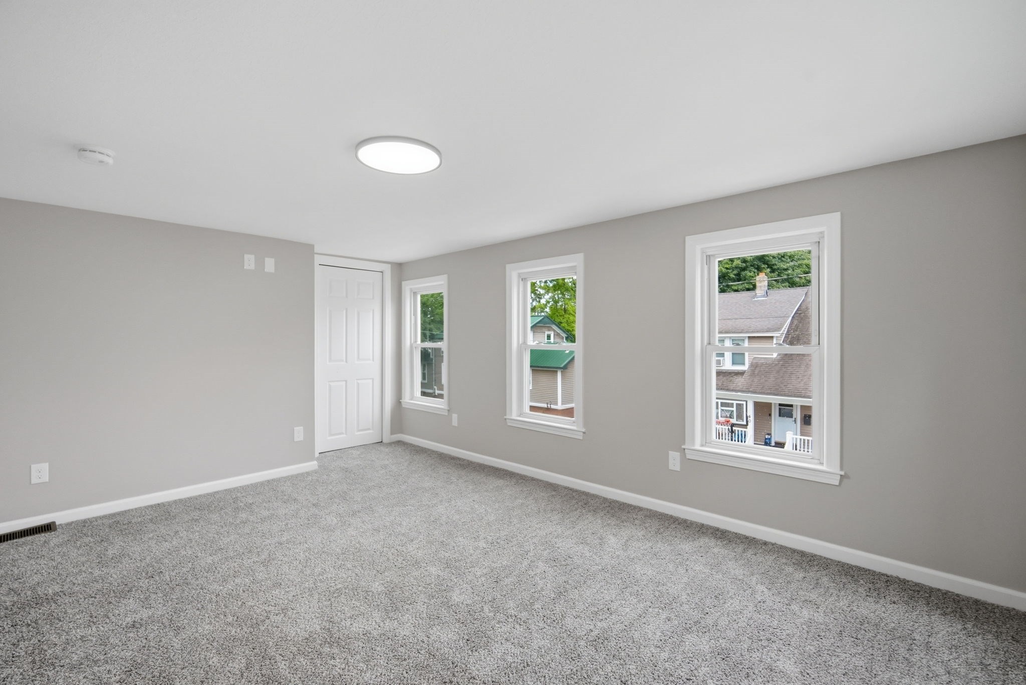 55 Fuller St Property Photo 27
