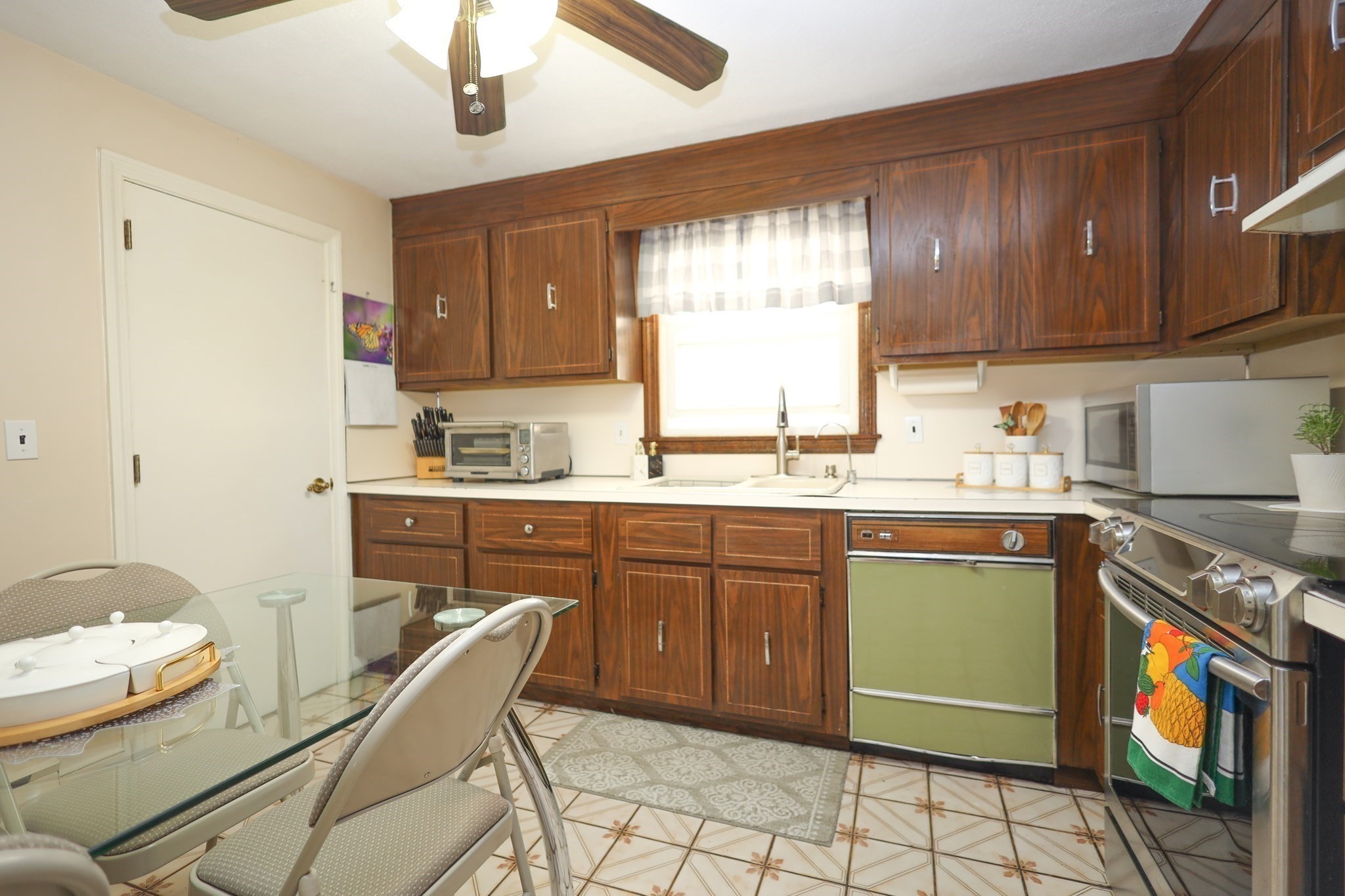 82-84 Sylvia Property Photo 20