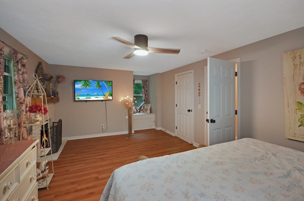 57 Quaker St Property Photo 18