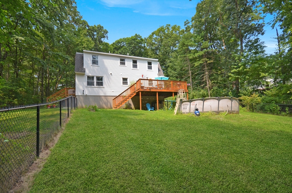 57 Quaker St Property Photo 29
