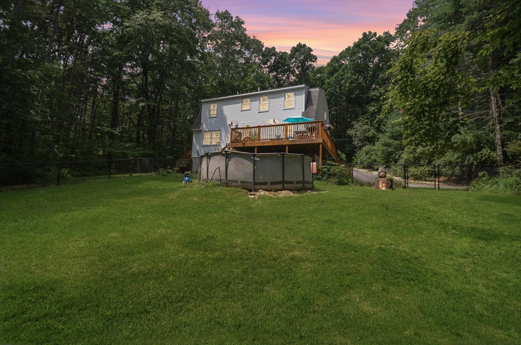 57 Quaker St Property Photo 33