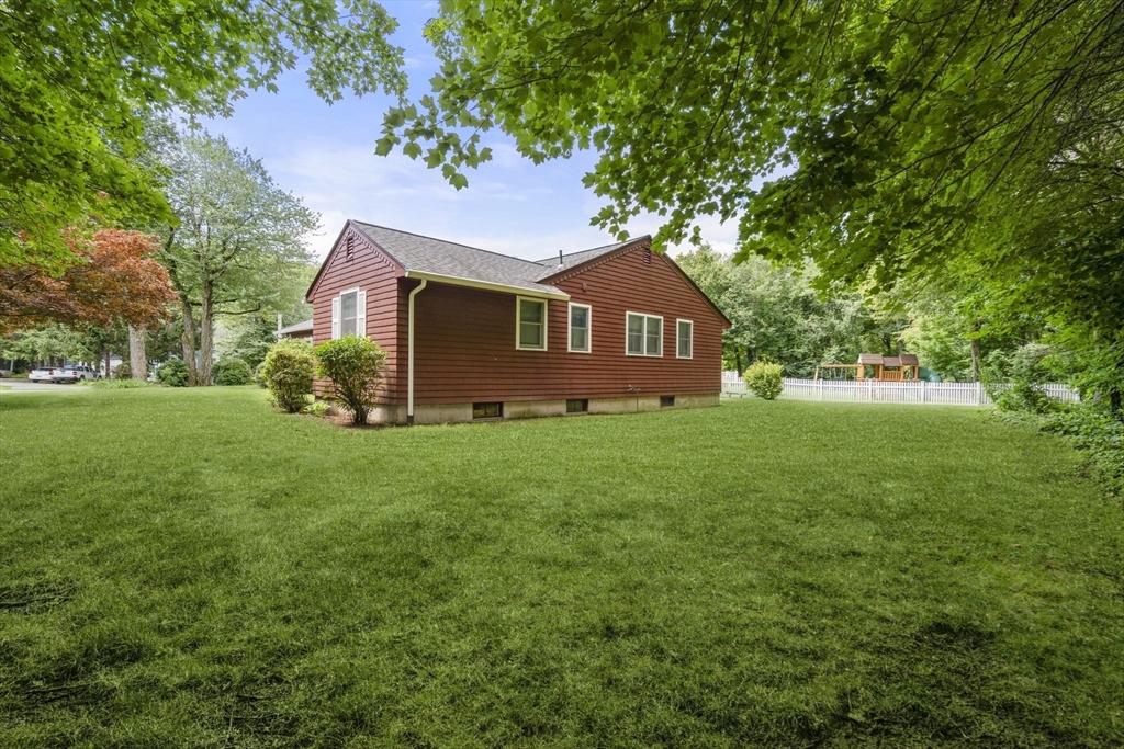 96 Birchwood Dr Property Photo 38