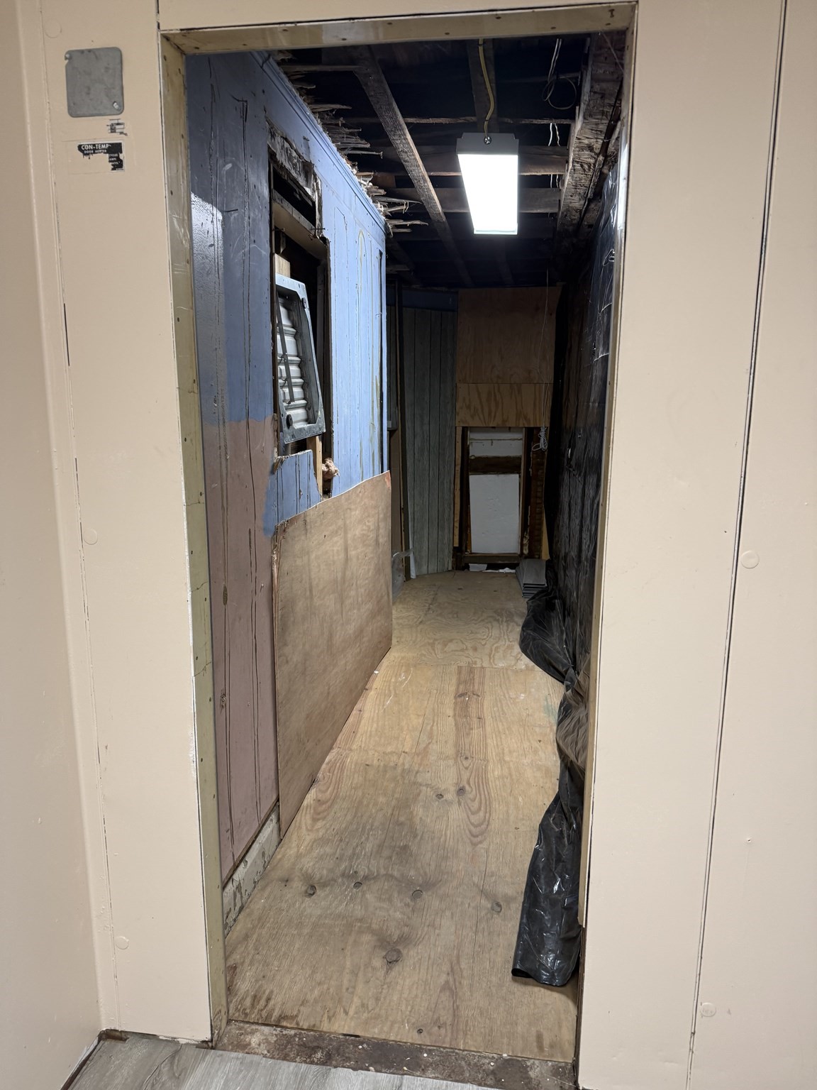 17 East Main St Property Photo 16