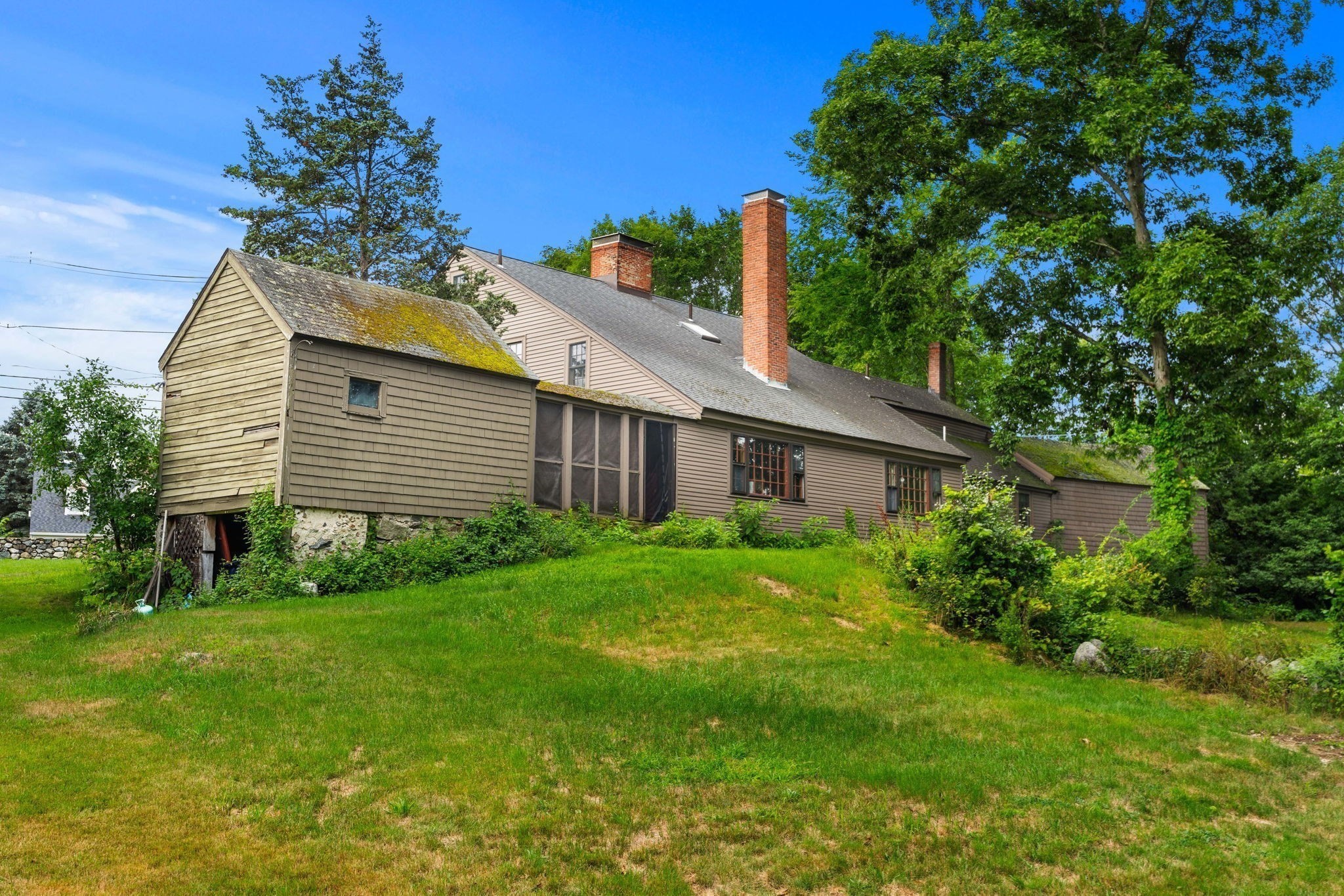 17 Elm St Property Photo 19