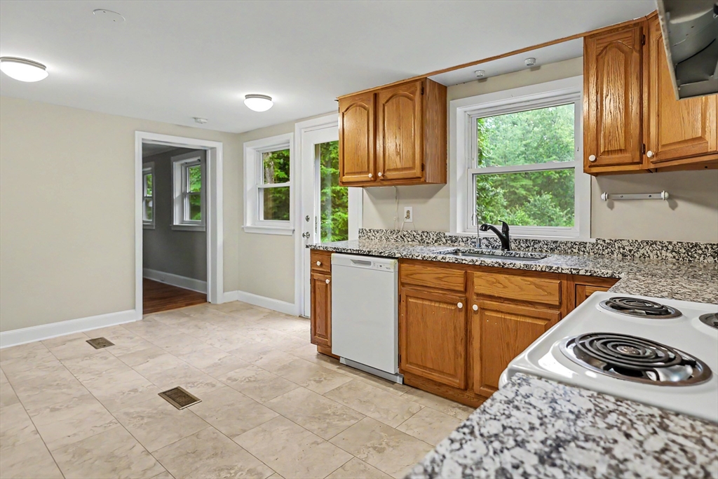 197 River Road Property Photo 10