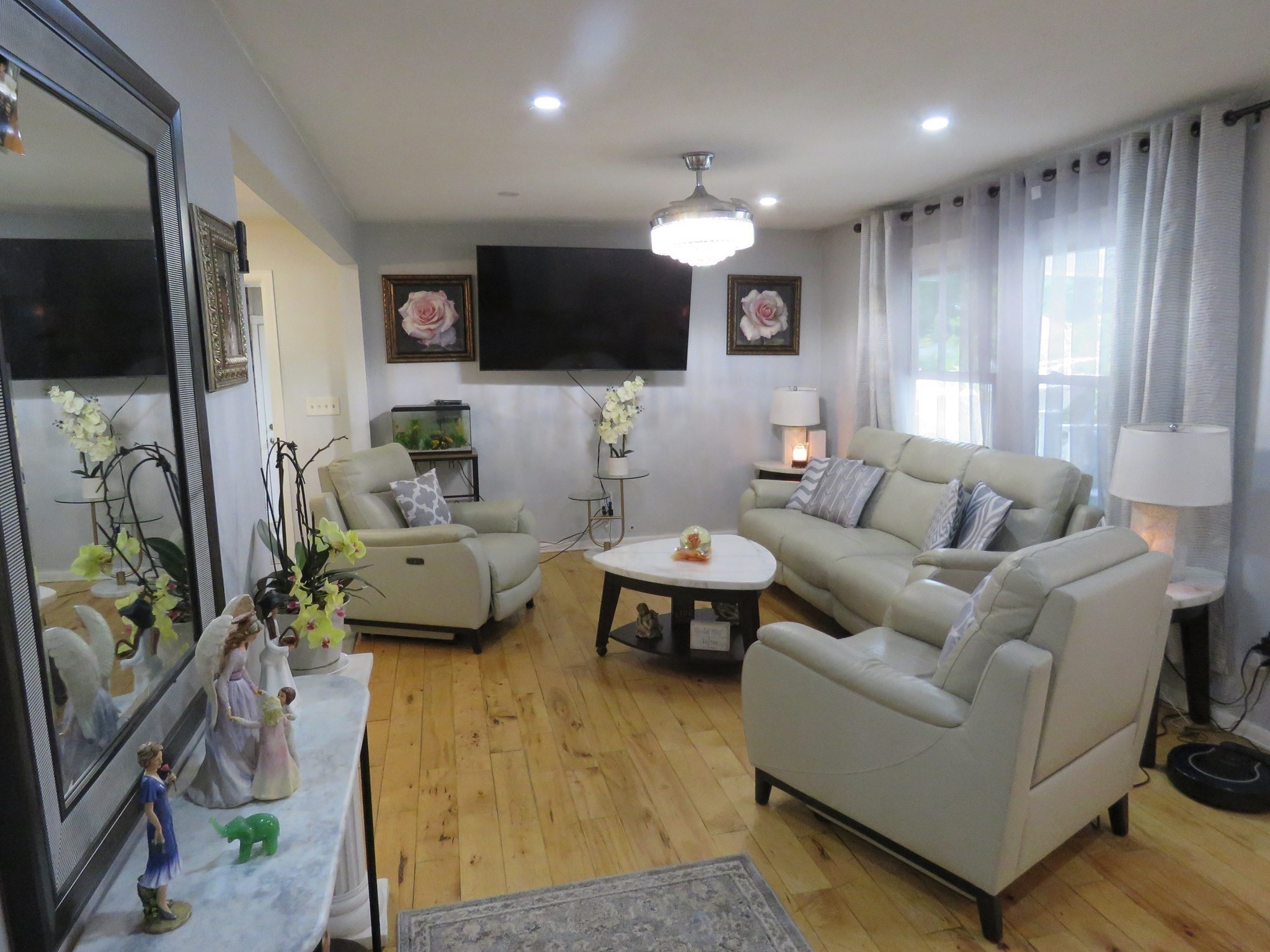 89 N High Street Property Photo 3