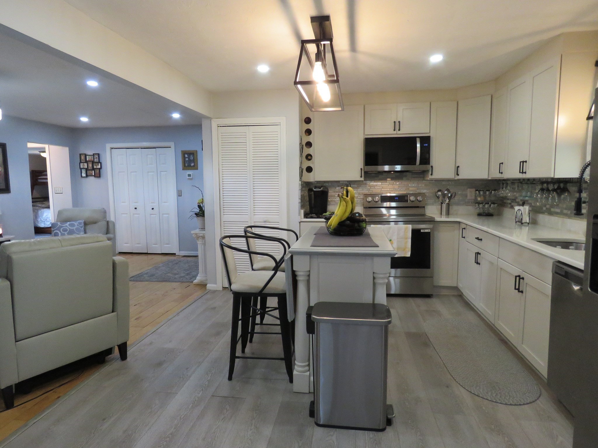 89 N High Street Property Photo 5