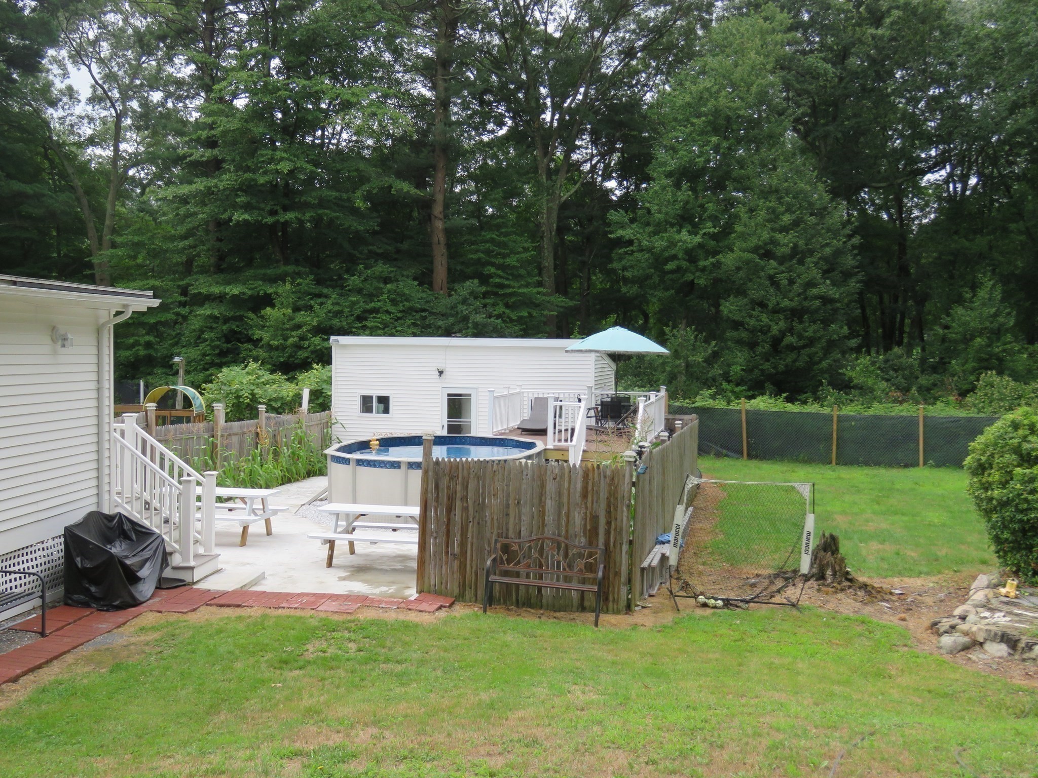 89 N High Street Property Photo 26