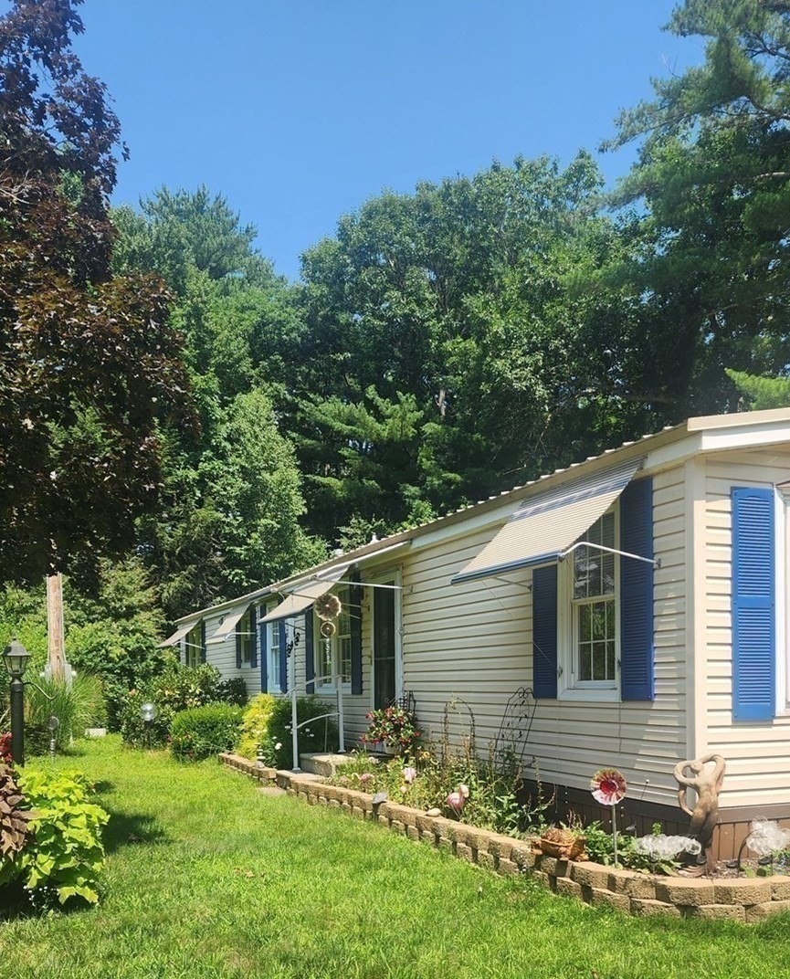 281 Chauncey Walker St Avenue A # 26 Property Photo 11