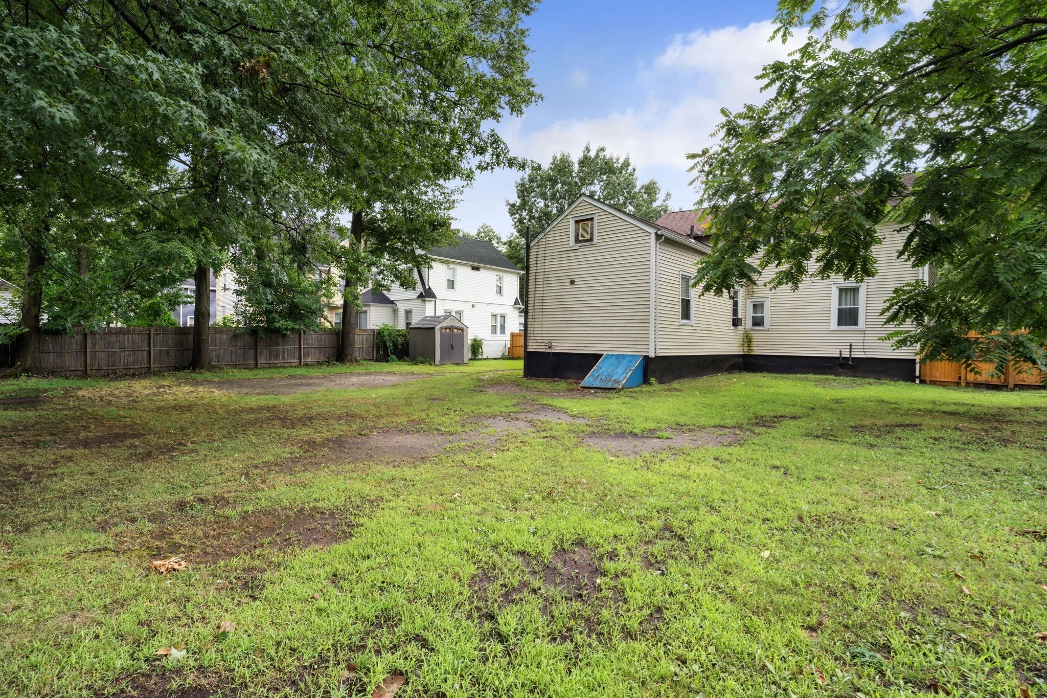 19 Suffolk St Property Photo 5