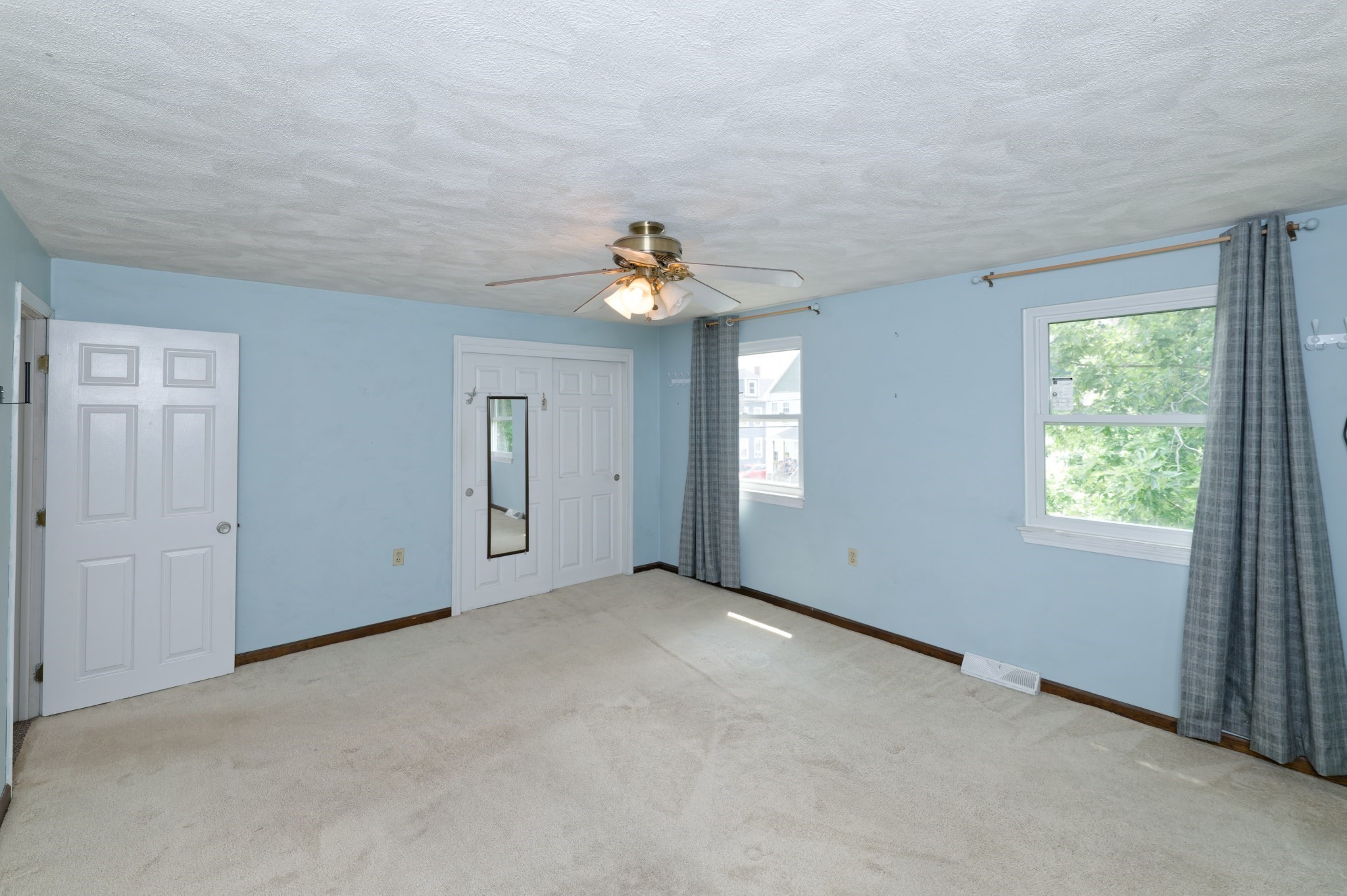 41 West St # 41 Property Photo 15