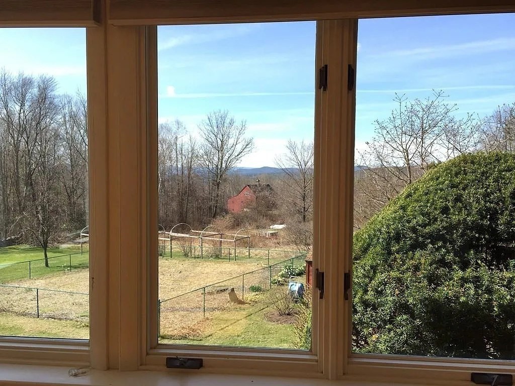 61 Arnold Rd Property Photo 12
