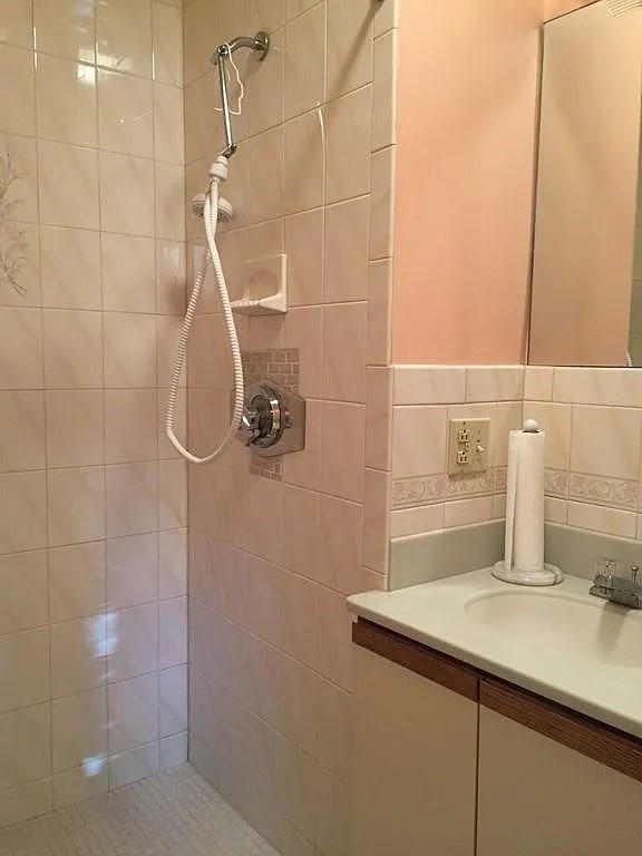 61 Arnold Rd Property Photo 13