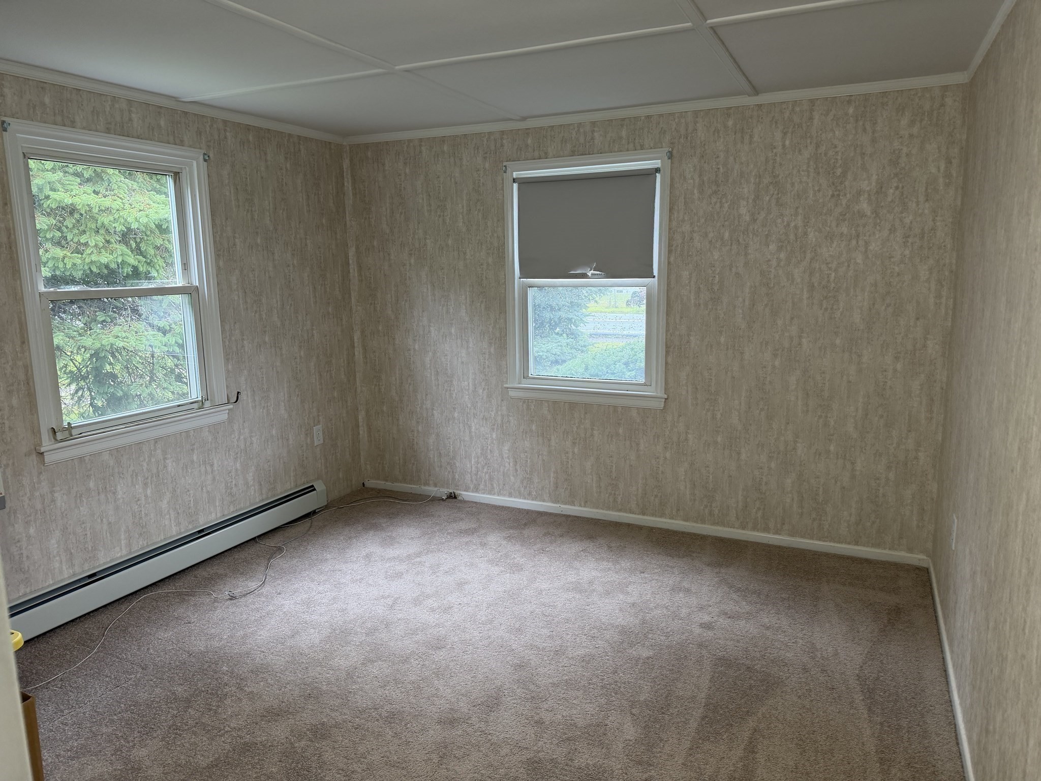 164 North Broadway Property Photo 9