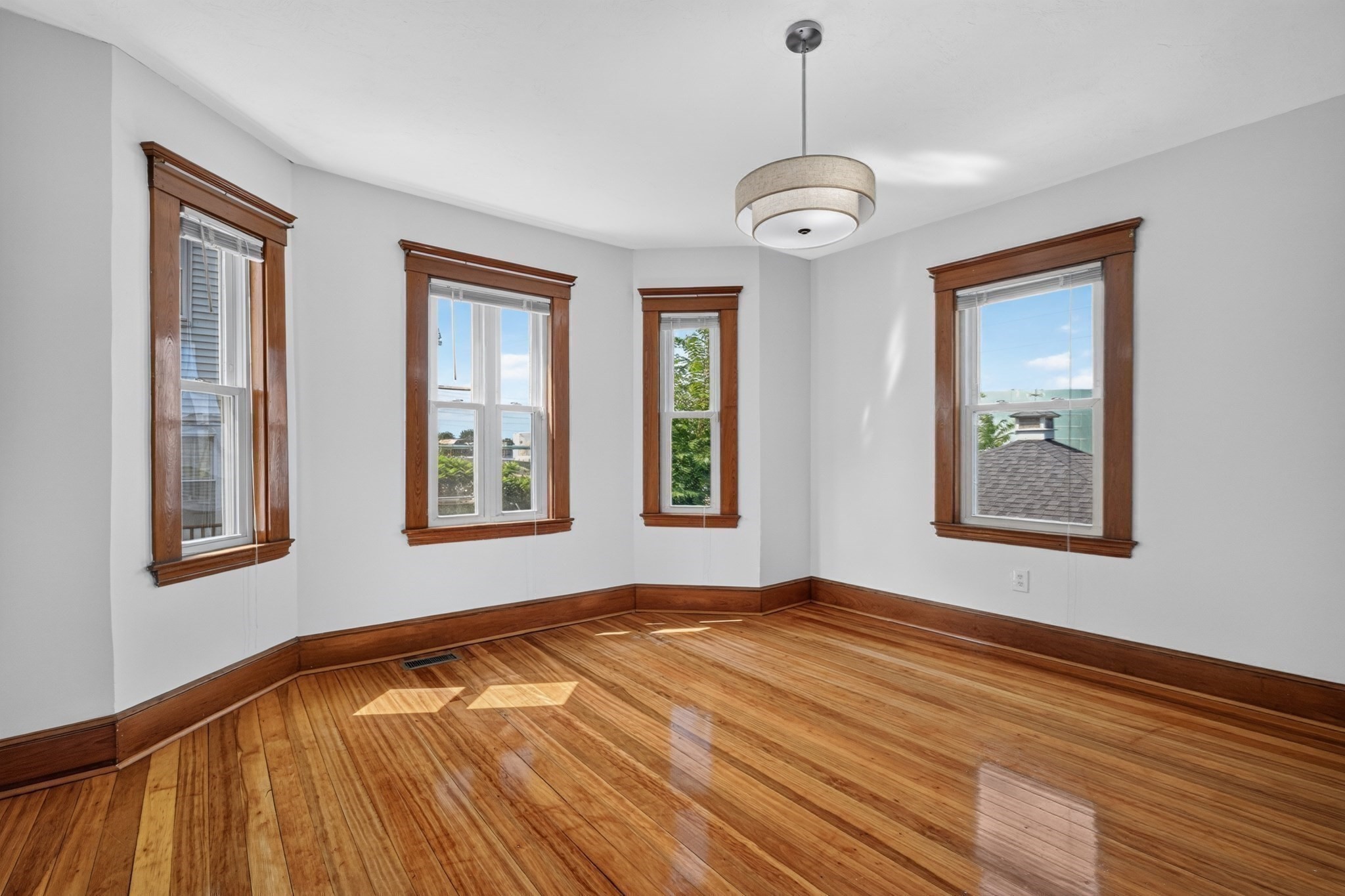 34 Bay View St Property Photo 12