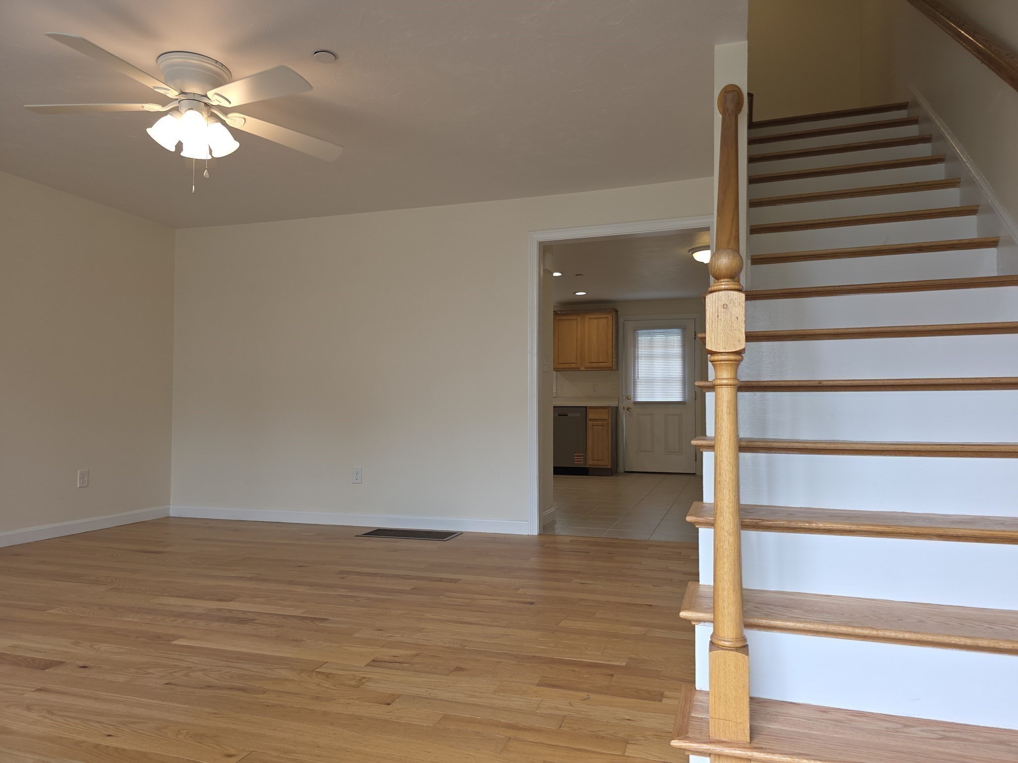 956 Warren Ave # 3 Property Photo 7