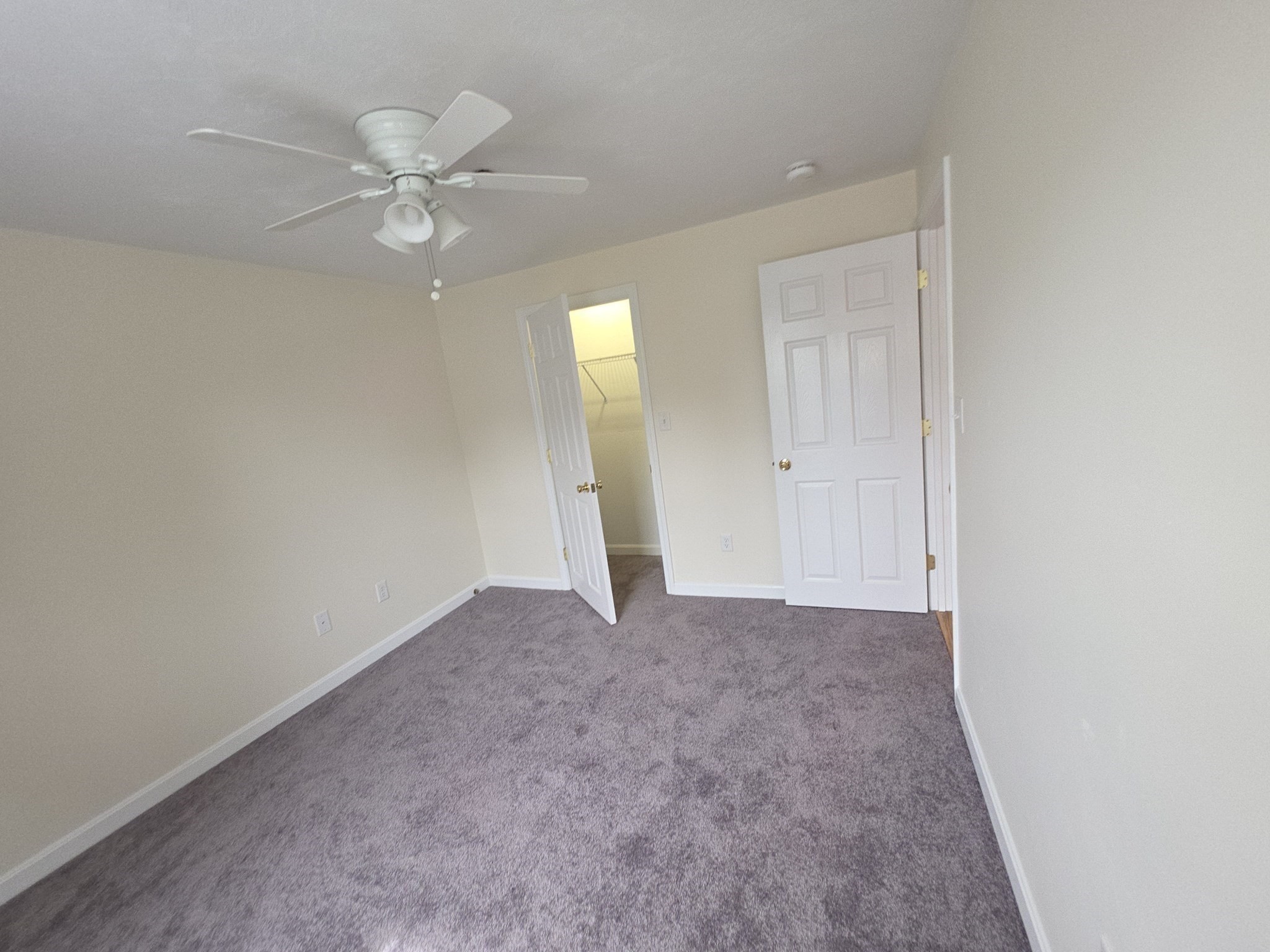 956 Warren Ave # 3 Property Photo 14